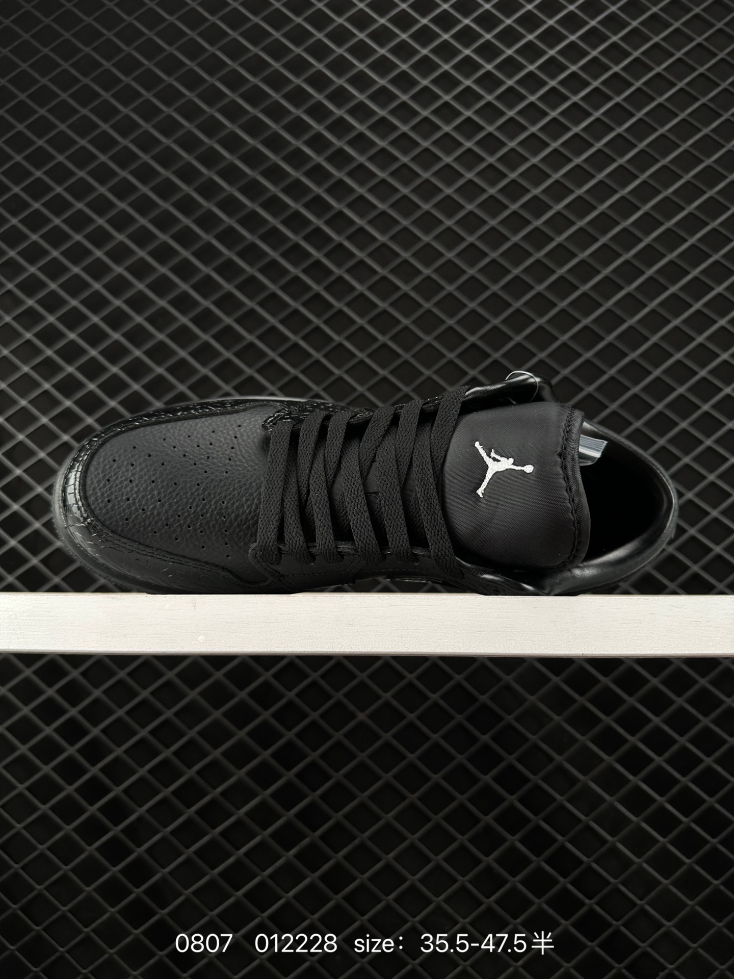 Nike Wmns Air Jordan 1 LOW